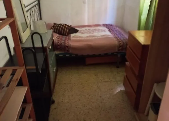 Δωμάτια σε οικογενειακή κατοικία Casa Roja